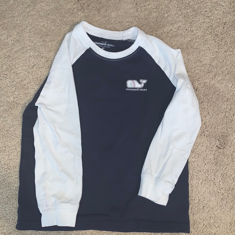 Vineyard Vines baseball long sleeve